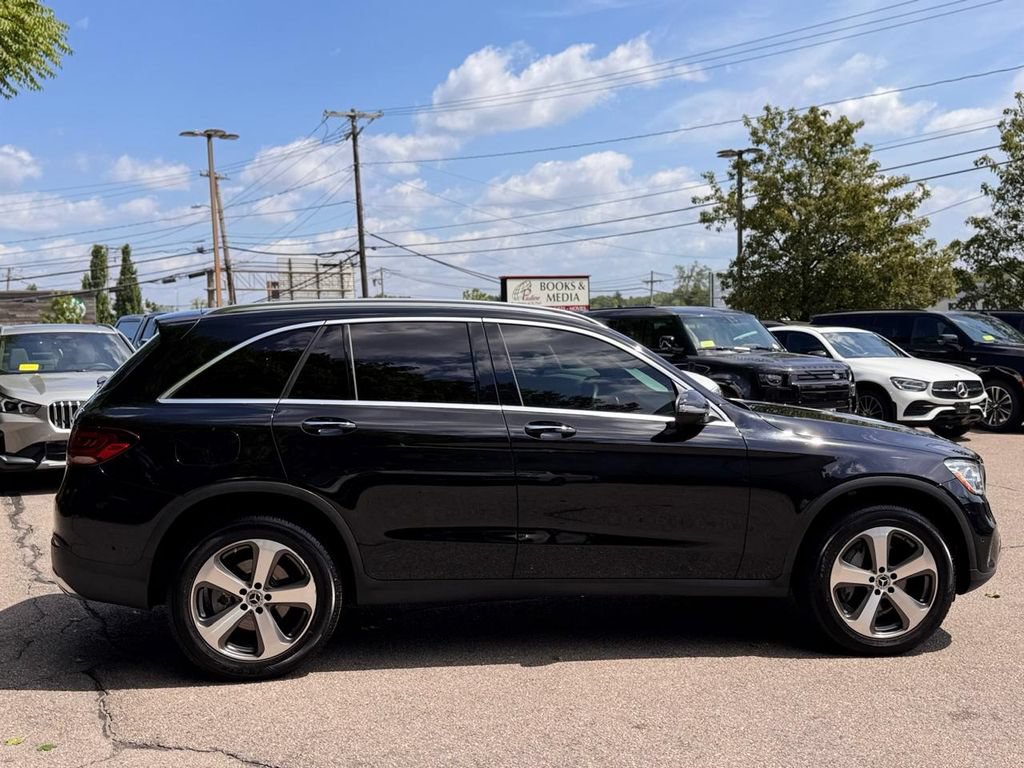 Used 2021 Mercedes-Benz GLC 300 4MATIC image 7