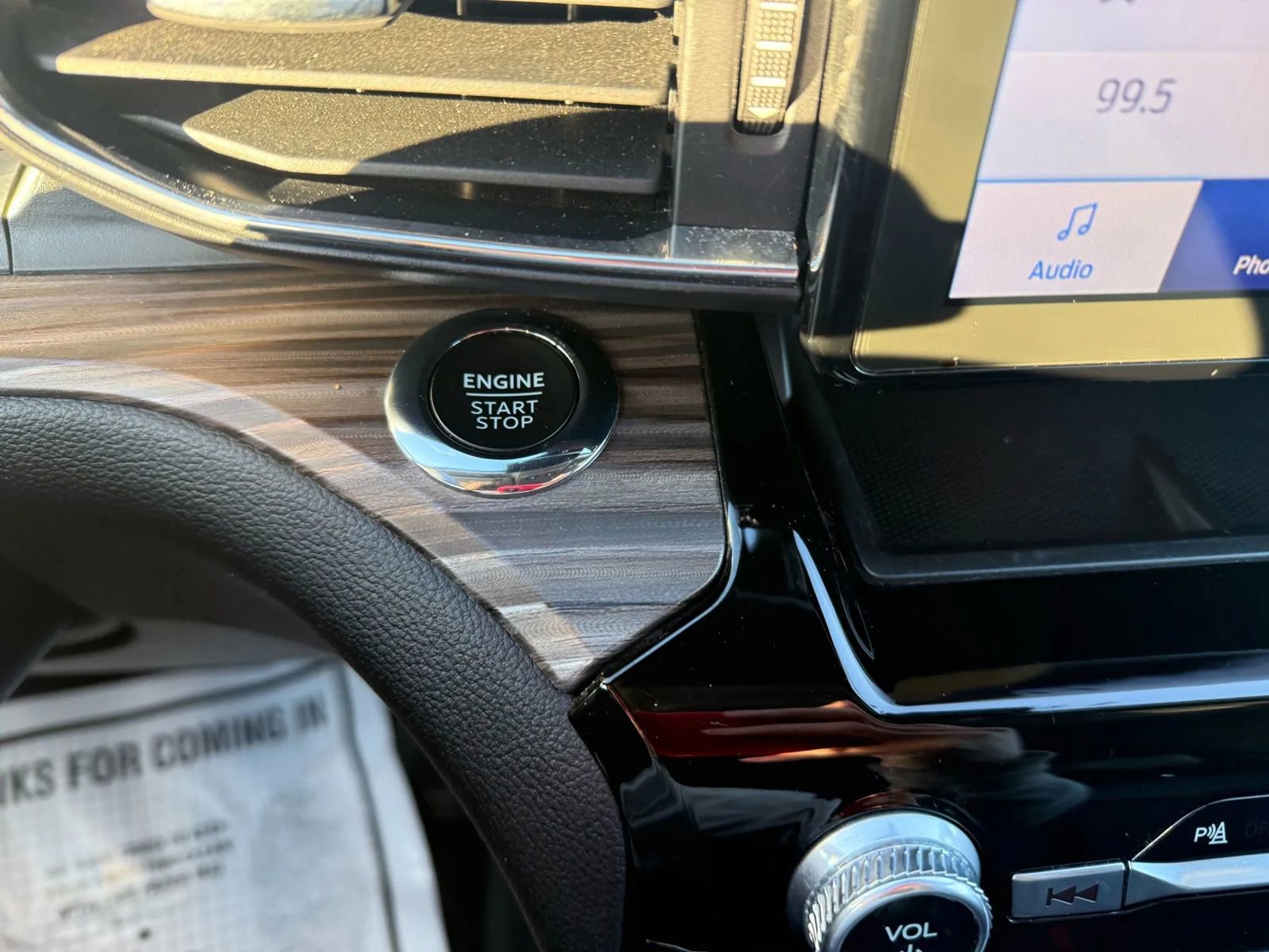 Used 2023 Ford Explorer Limited image 36