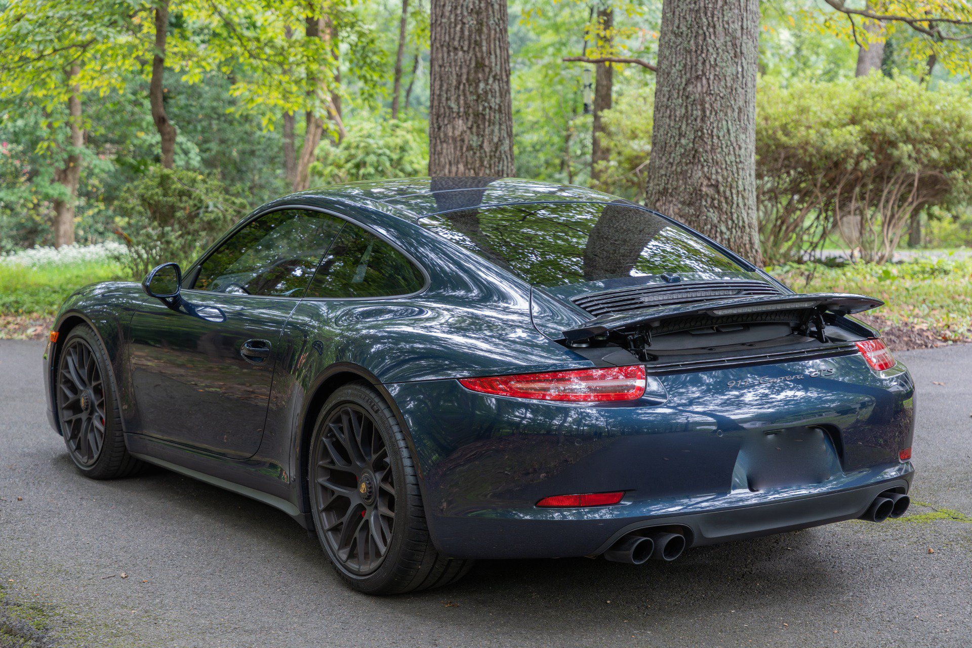 Used 2016 Porsche 911 Carrera GTS RWD image 38