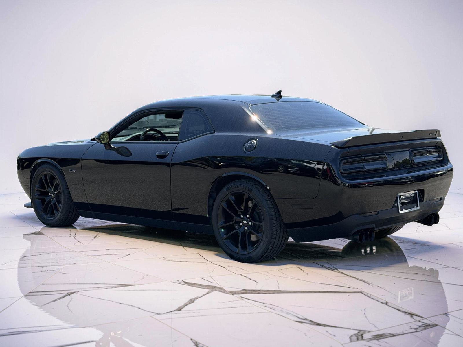 Used 2021 Dodge Challenger R/T Scat Pack RWD image 5