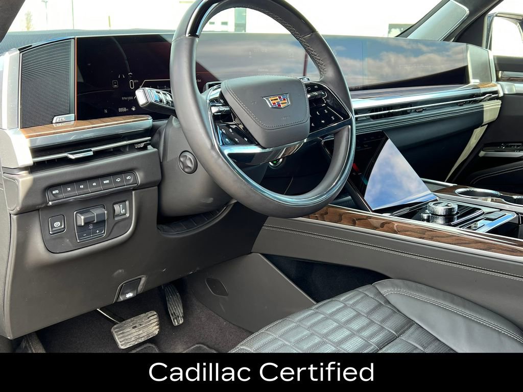 Certified 2025 Cadillac Escalade Sport Platinum w/ LPO, Floor Liner Package image 24