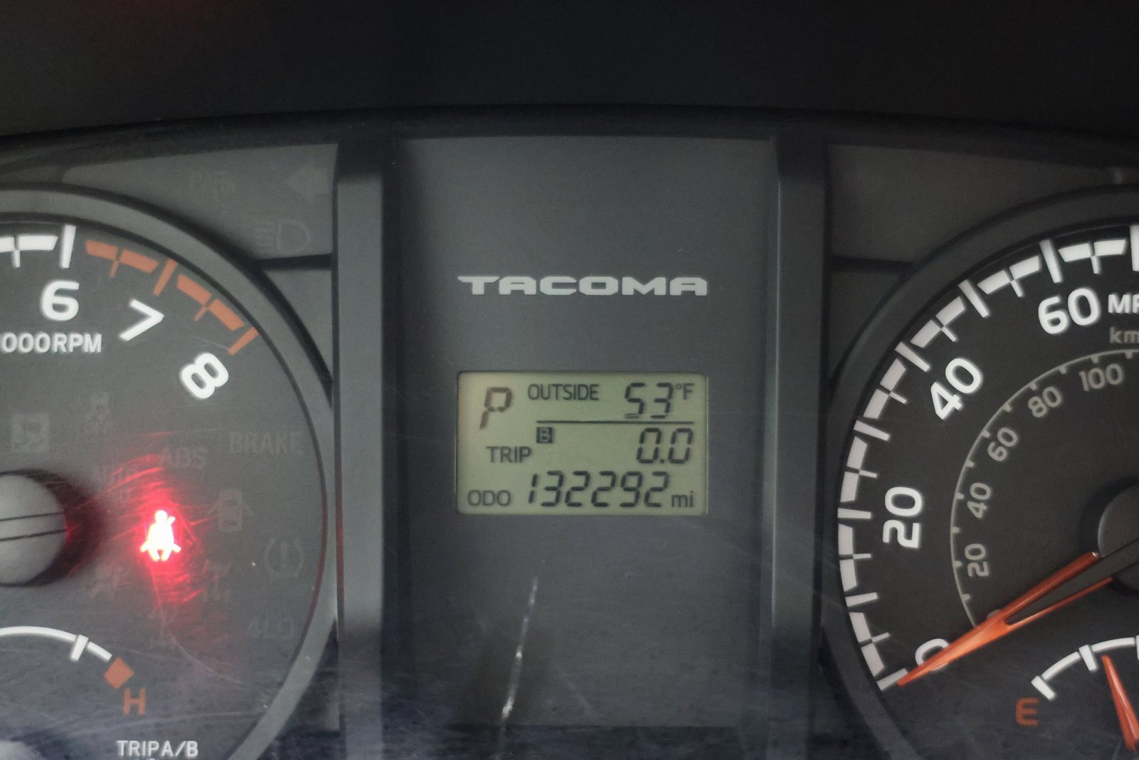 Used 2017 Toyota Tacoma SR image 10