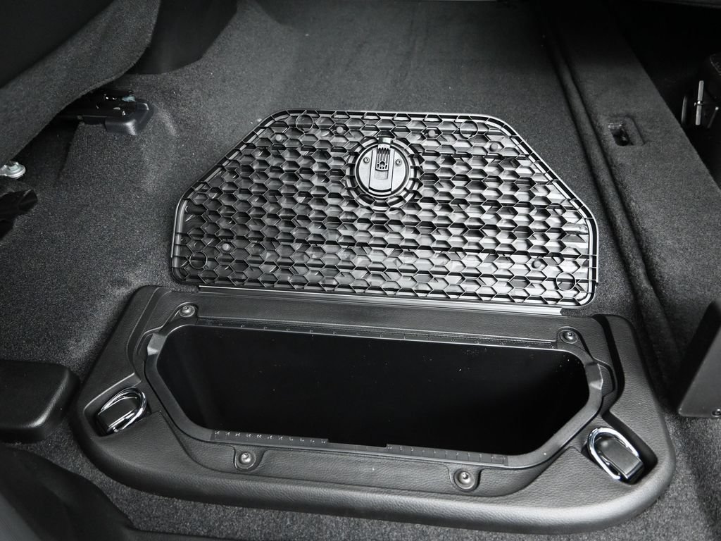New 2026 RAM 1500 Laramie AWD/4WD image 21