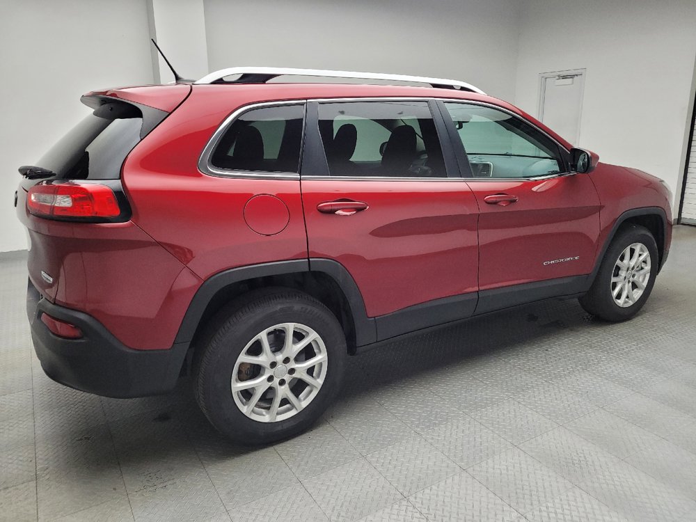 Used 2015 Jeep Cherokee Latitude w/ Cold Weather Group AWD/4WD image 10