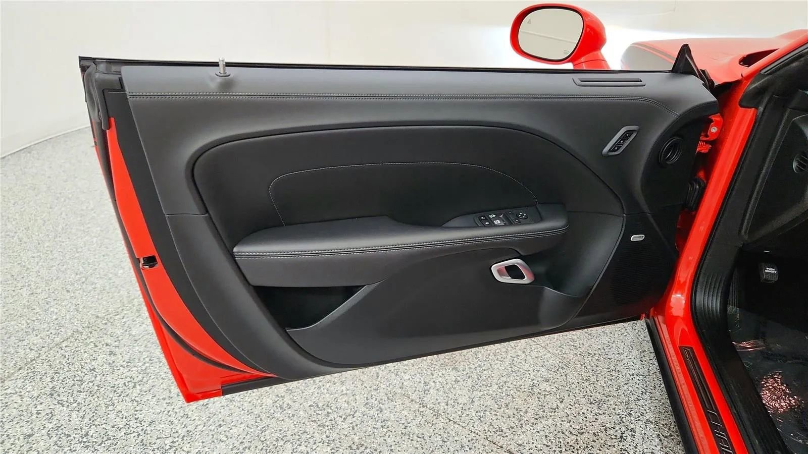 Used 2023 Dodge Challenger R/T w/ Plus Package image 33