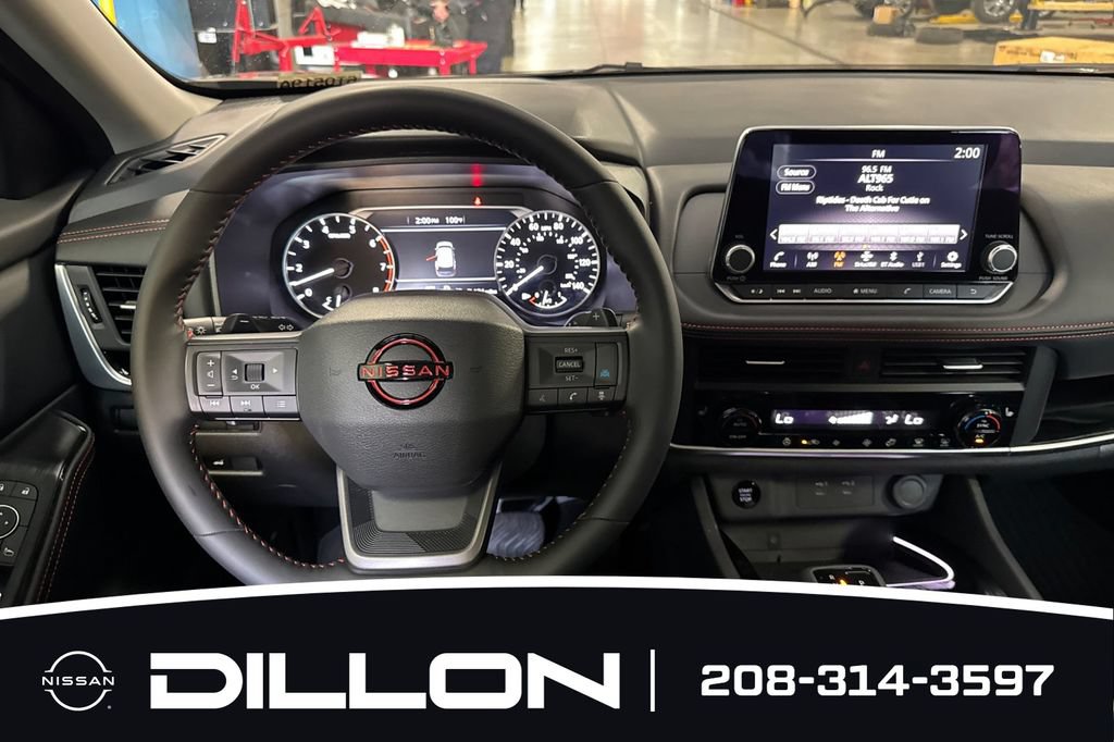 Used 2025 Nissan Rogue SV w/ Rock Creek Premium Package AWD/4WD image 16