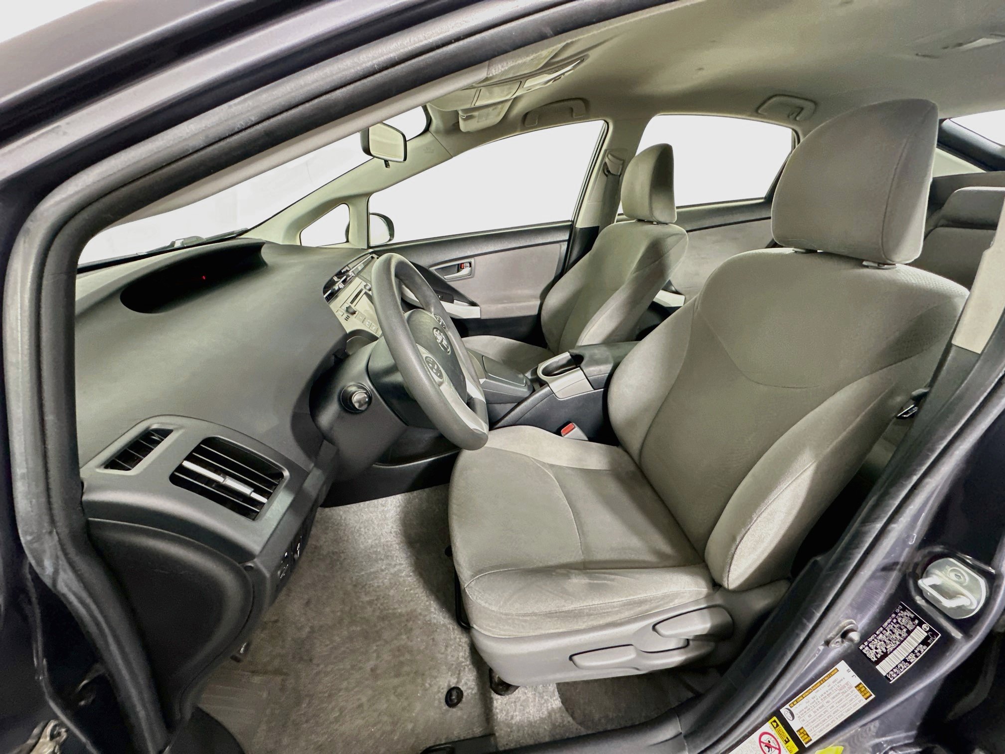 Used 2014 Toyota Prius Two FWD image 13