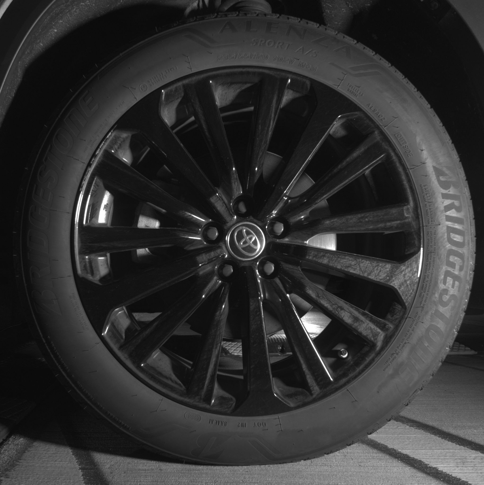 Used 2025 Toyota Highlander XSE image 12