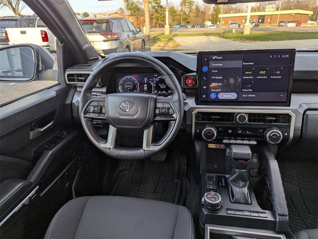 Used 2024 Toyota Tacoma TRD Off-Road image 11