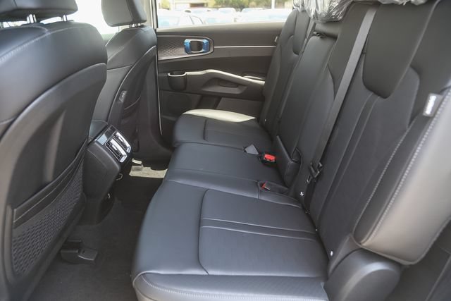 New 2026 Kia Sorento S w/ S Panoramic Sunroof Package FWD image 11