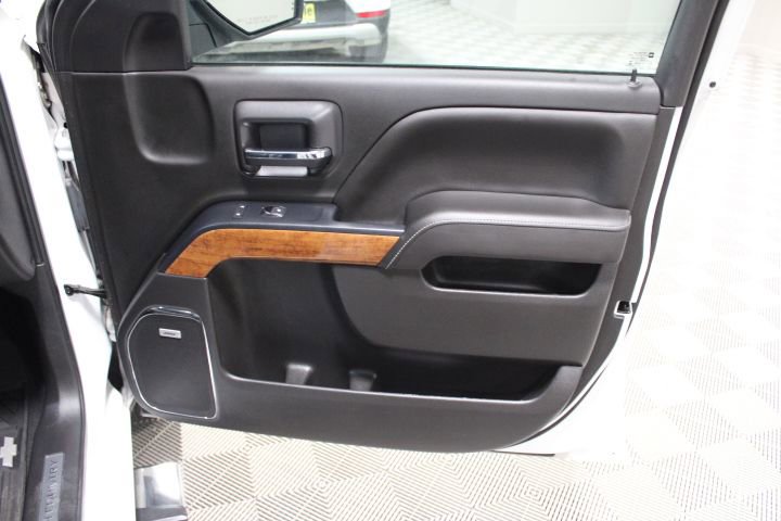 Used 2018 Chevrolet Silverado 1500 High Country AWD/4WD image 24