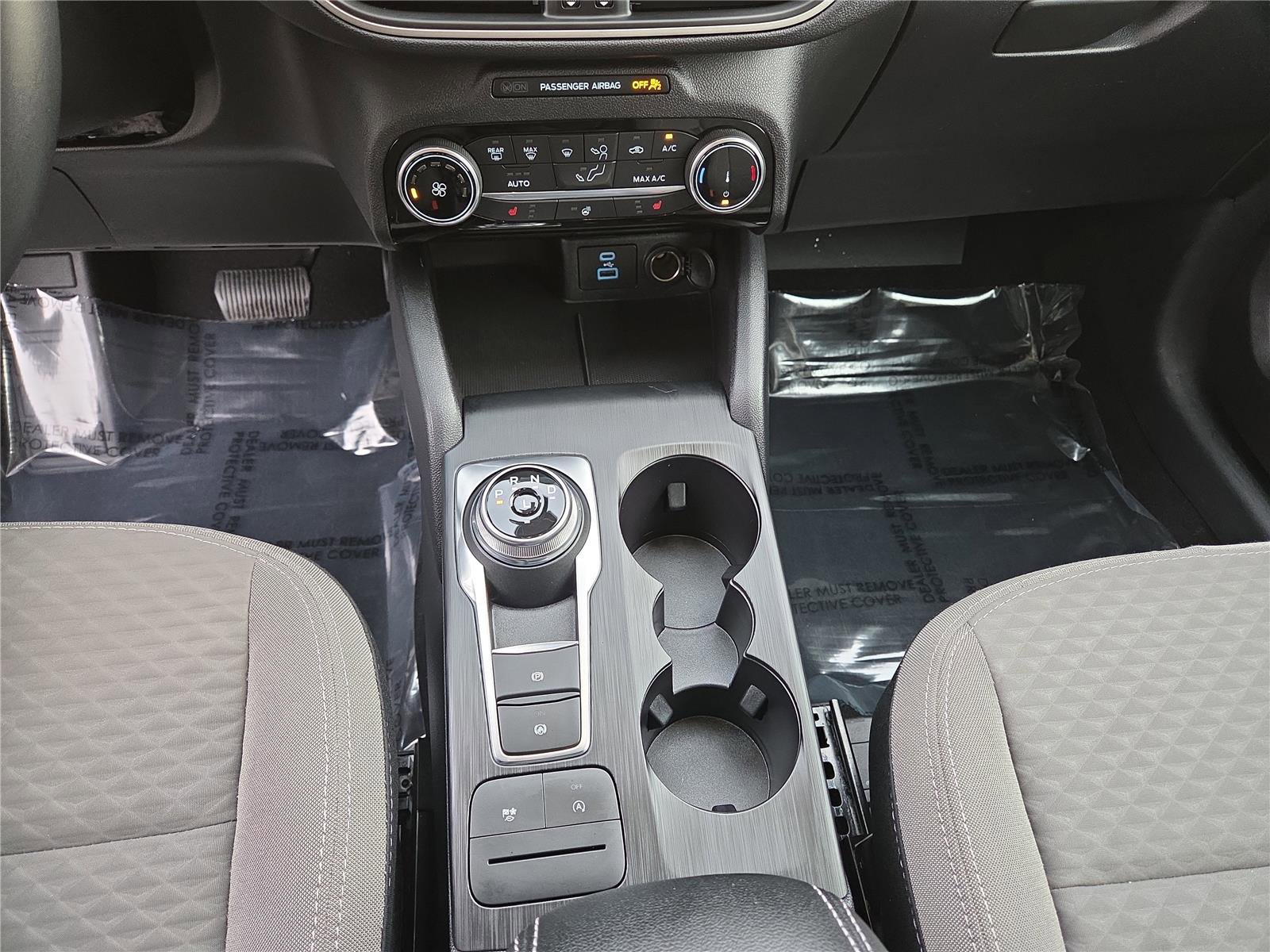 Used 2022 Ford Escape SE w/ Cold Weather Package image 22