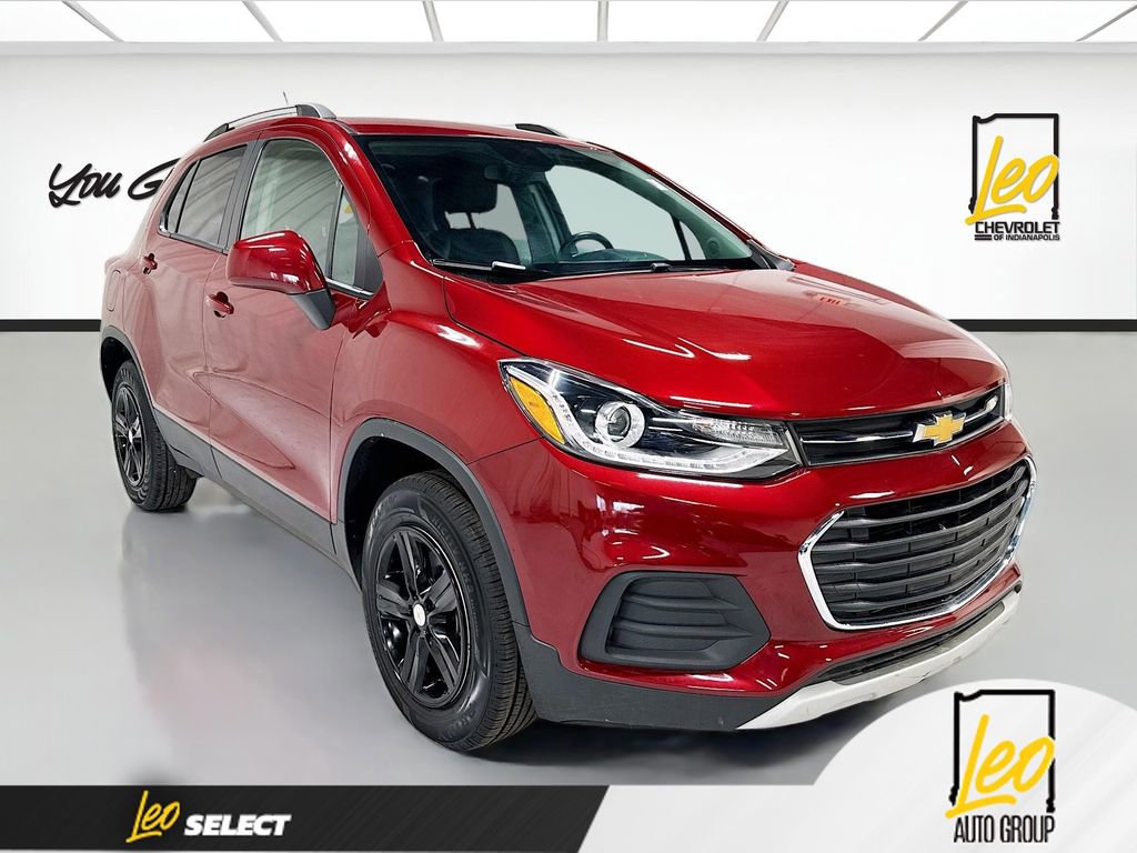 Used 2022 Chevrolet Trax LT w/ LT Convenience Package AWD/4WD image 3