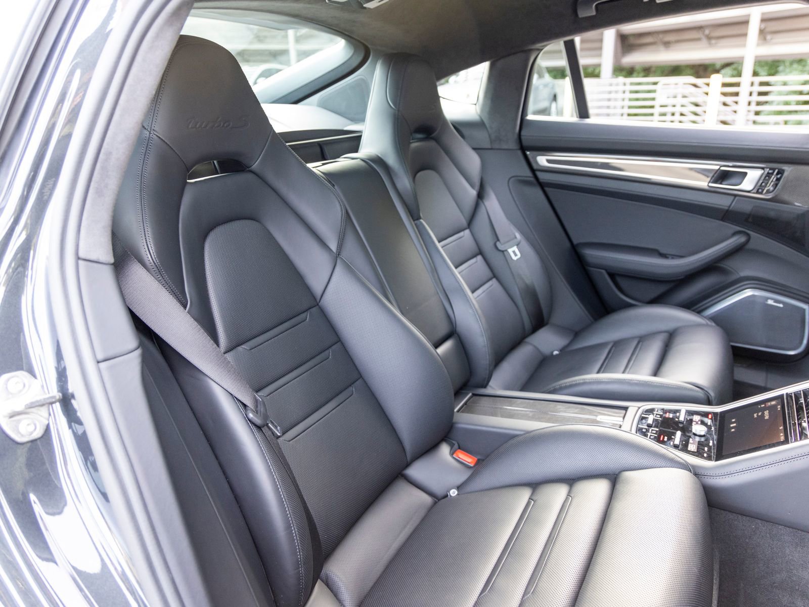 Used 2018 Porsche Panamera Turbo S image 60