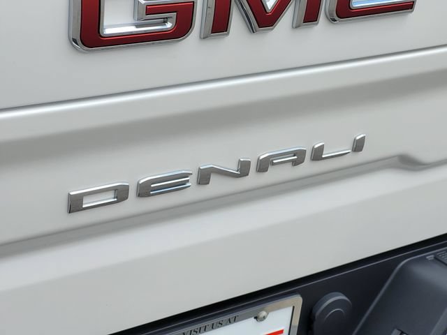 Used 2022 GMC Sierra 1500 Denali w/ Denali Reserve Package AWD/4WD image 9