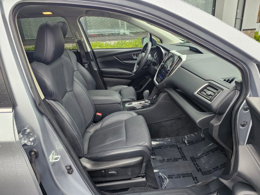 Used 2023 Subaru Ascent Limited w/ Technology Package AWD/4WD image 11