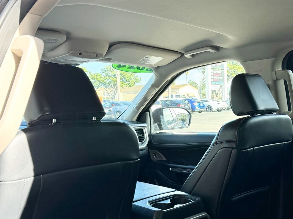 Used 2024 Ford Expedition XLT image 22