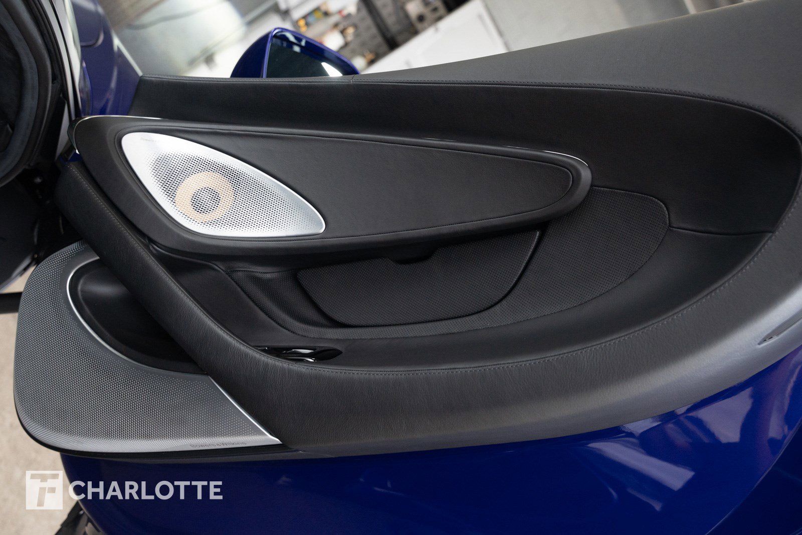 Used 2022 McLaren GT image 30