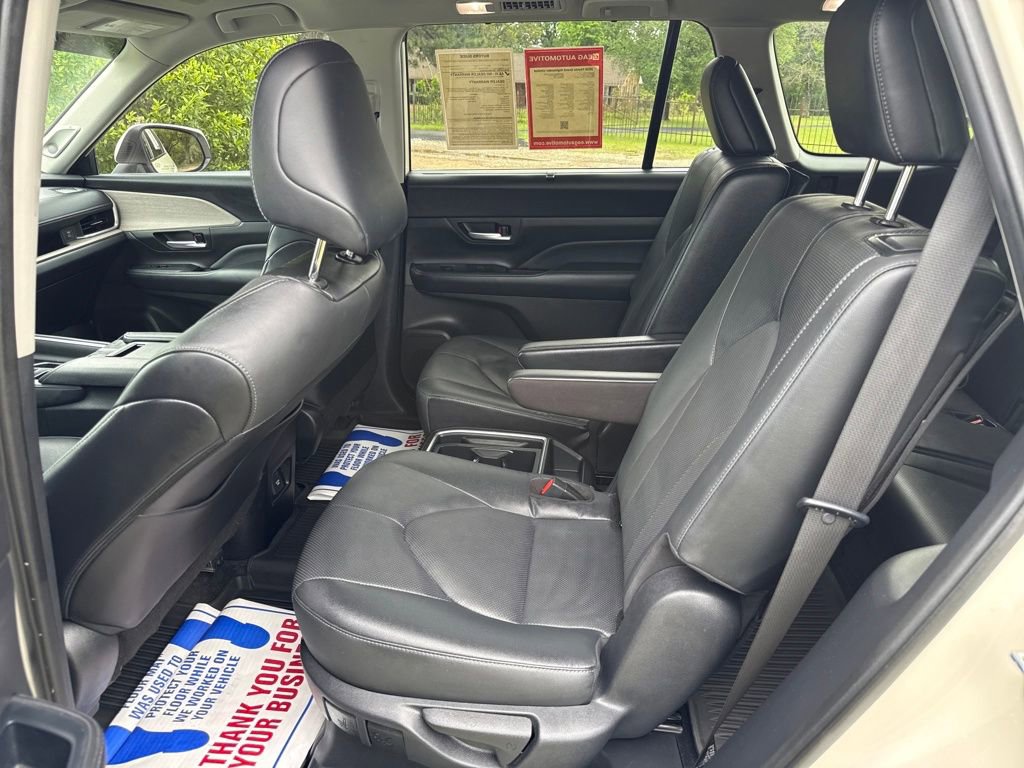 Used 2024 Toyota Grand Highlander Limited image 41