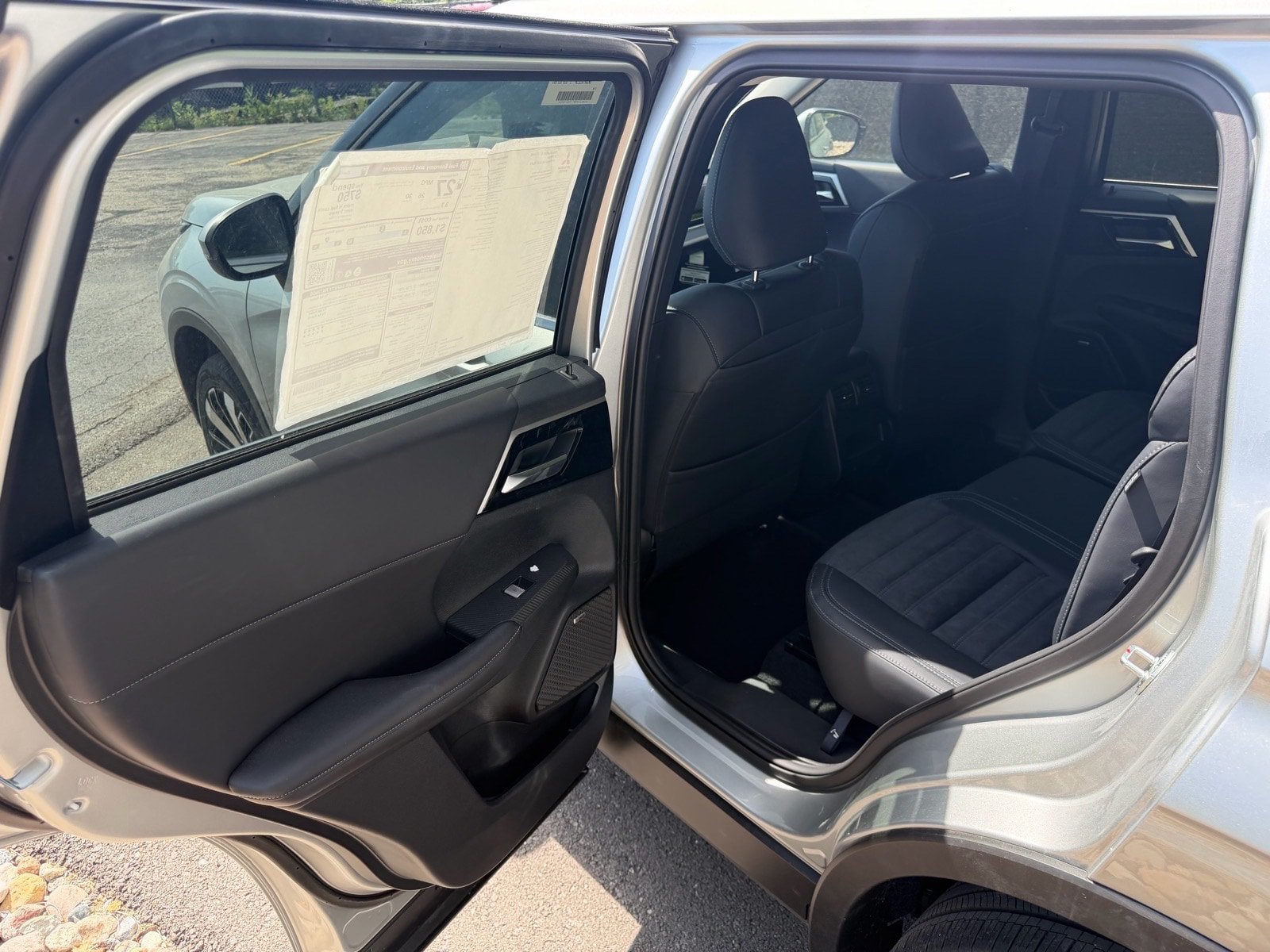 New 2026 Mitsubishi Outlander SE AWD/4WD image 18