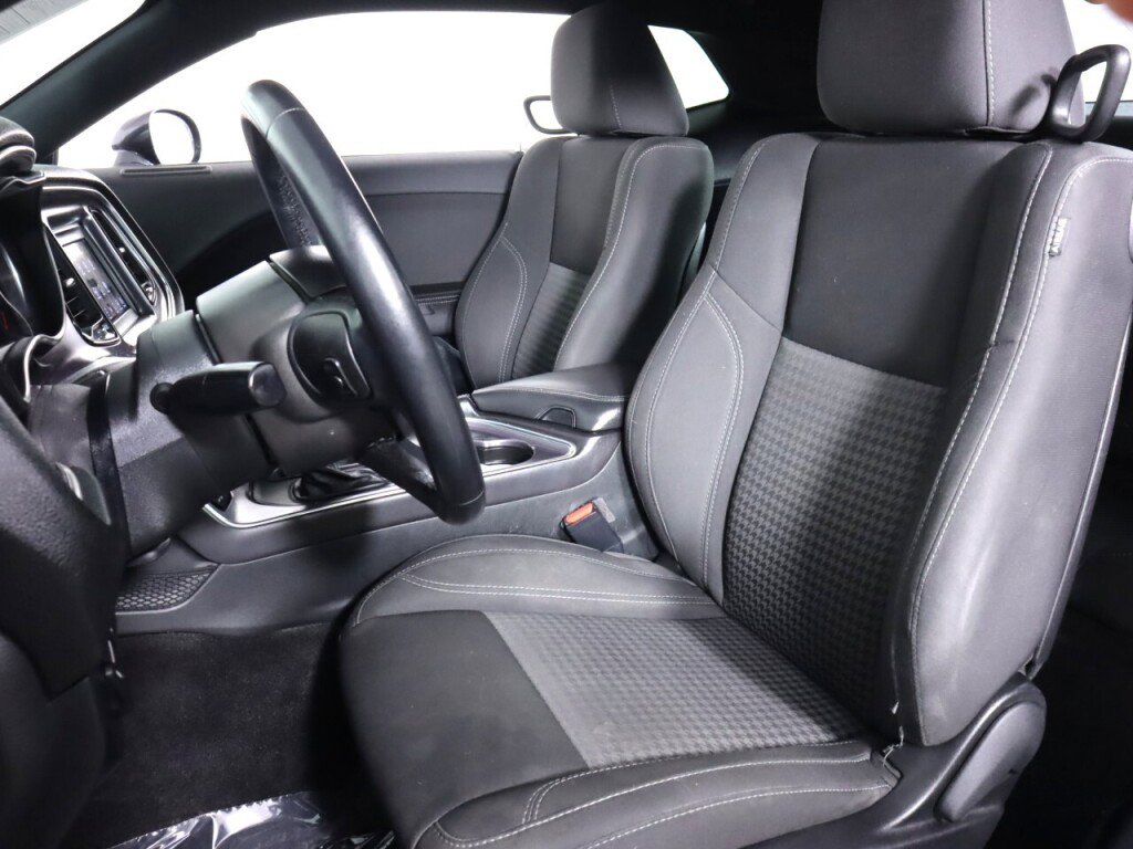 Used 2018 Dodge Challenger SXT image 26