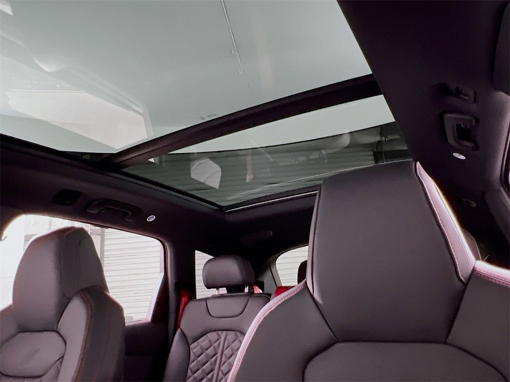 New 2026 Audi Q7 3.0T Prestige image 13