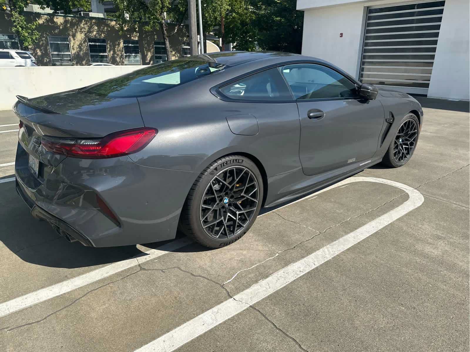 Used 2022 BMW M8 Competition w/ M Carbon Exterior Package AWD/4WD image 4
