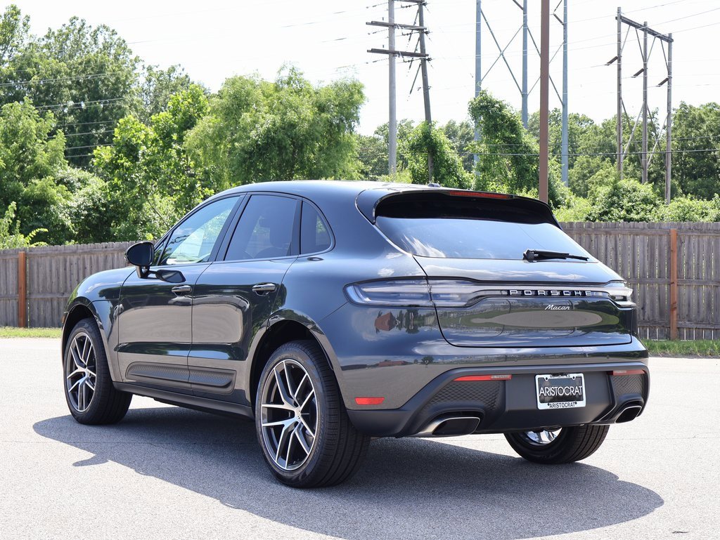 New 2025 Porsche Macan image 3