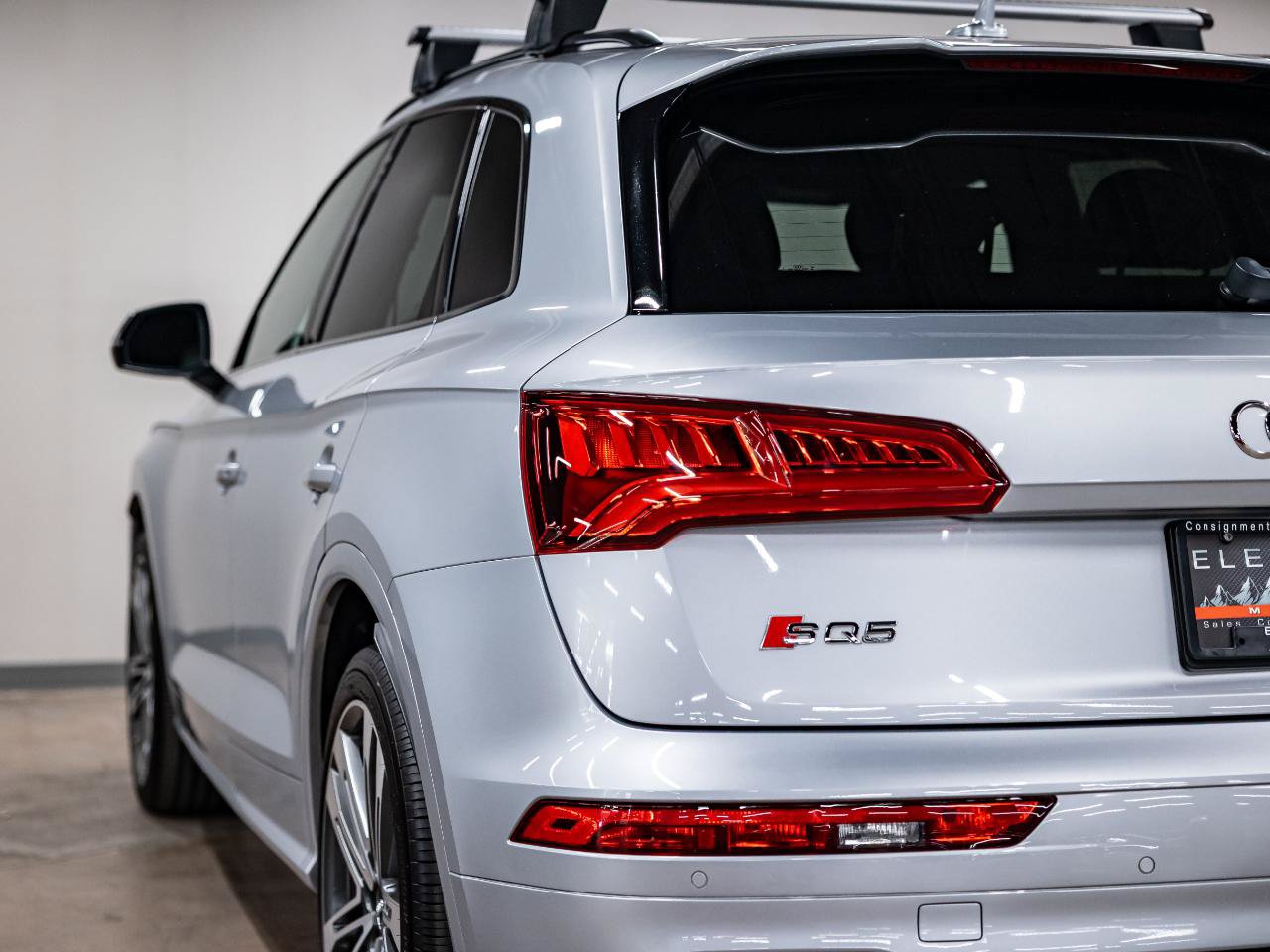Used 2019 Audi SQ5 Premium Plus w/ Premium Plus Package AWD/4WD image 32