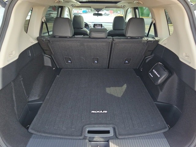 New 2026 Nissan Rogue SV image 28