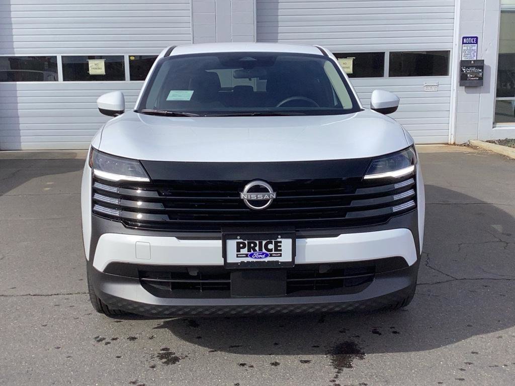 New 2025 Nissan Kicks SV image 8