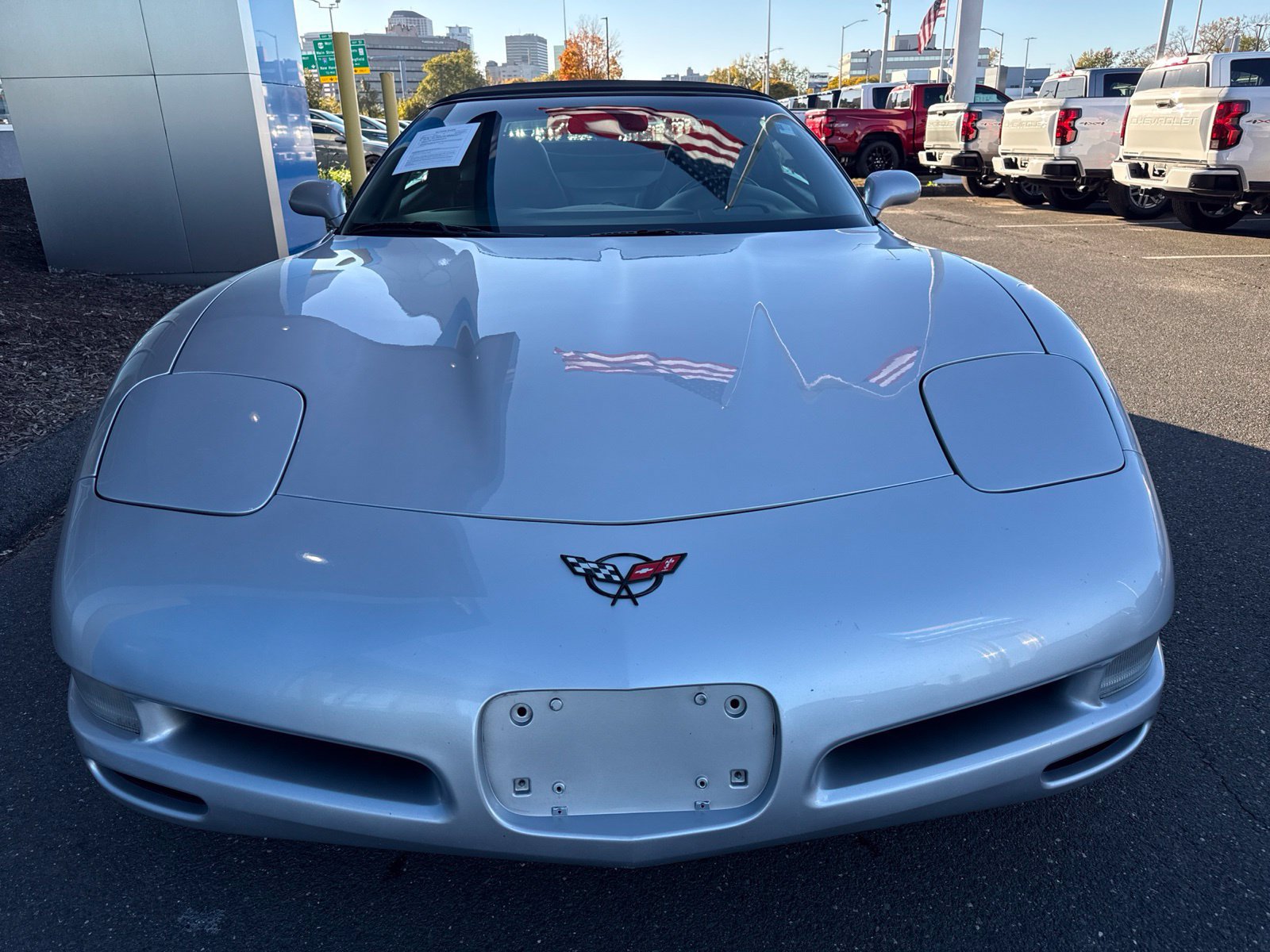 Used 2002 Chevrolet Corvette Convertible w/ Preferred Equipment Group2 RWD image 2