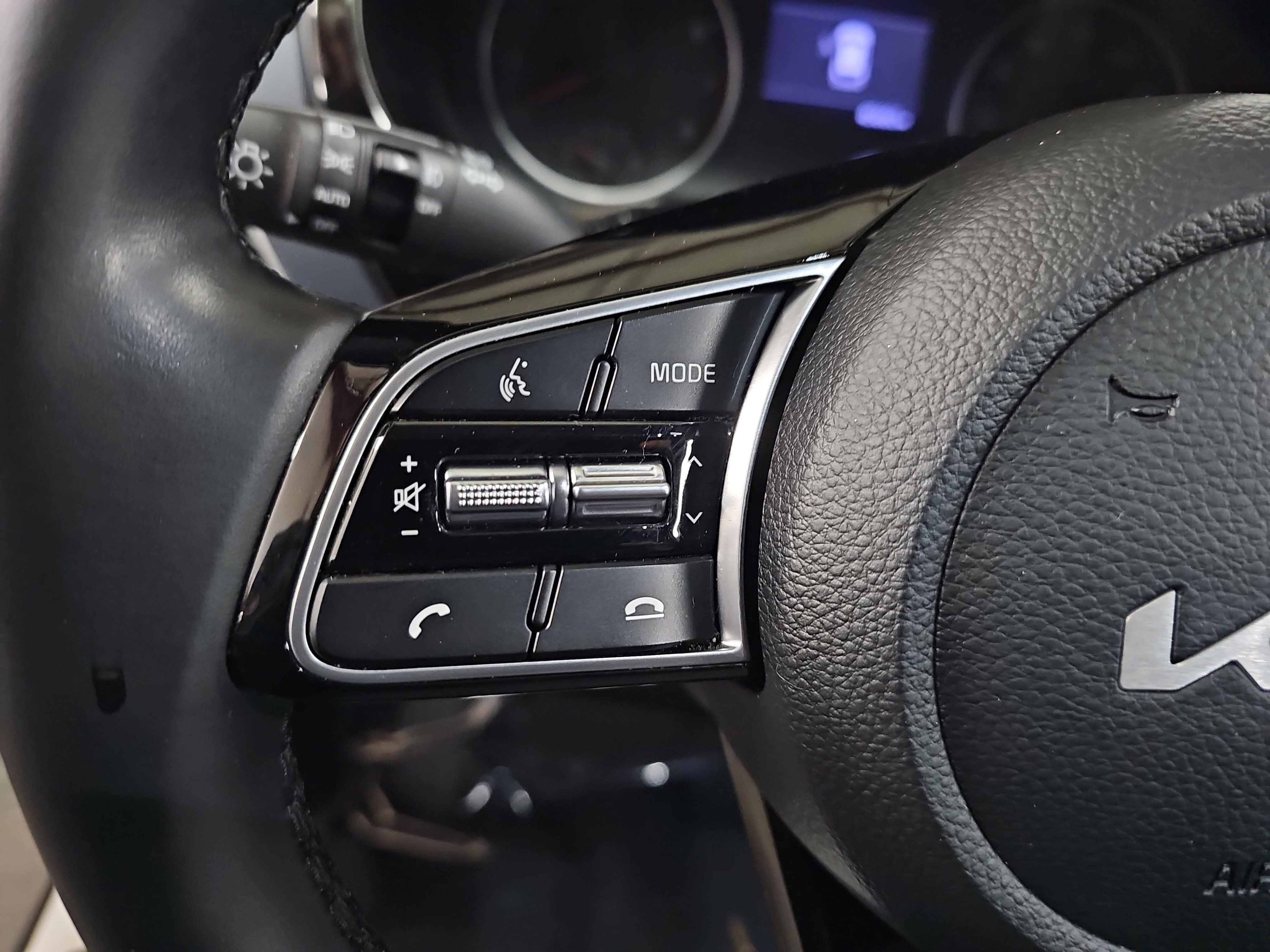 Used 2023 Kia Seltos Nightfall Edition image 18