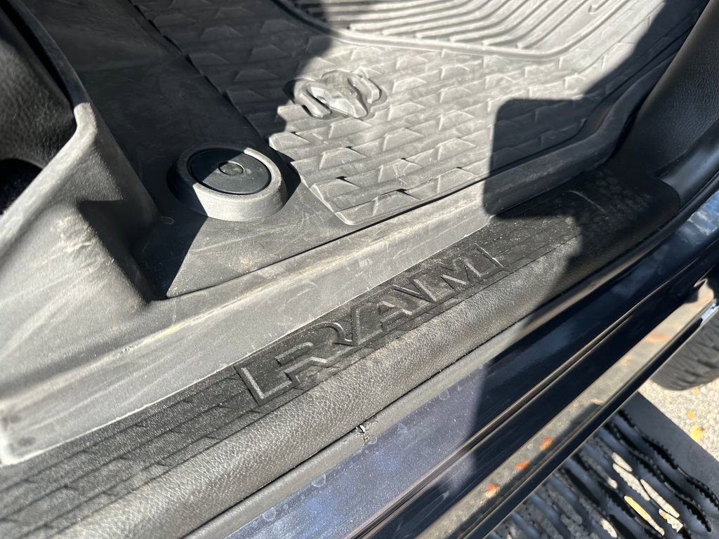 Used 2025 RAM 2500 Laramie w/ Night Edition image 60