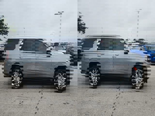 Used 2023 Chevrolet Tahoe High Country RWD image 6