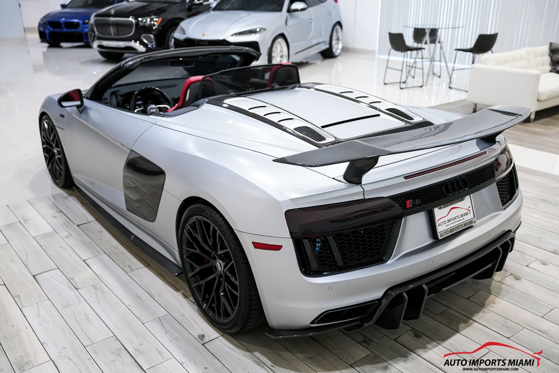 Used 2018 Audi R8 V10 w/ Carbon Exterior Package AWD/4WD image 17
