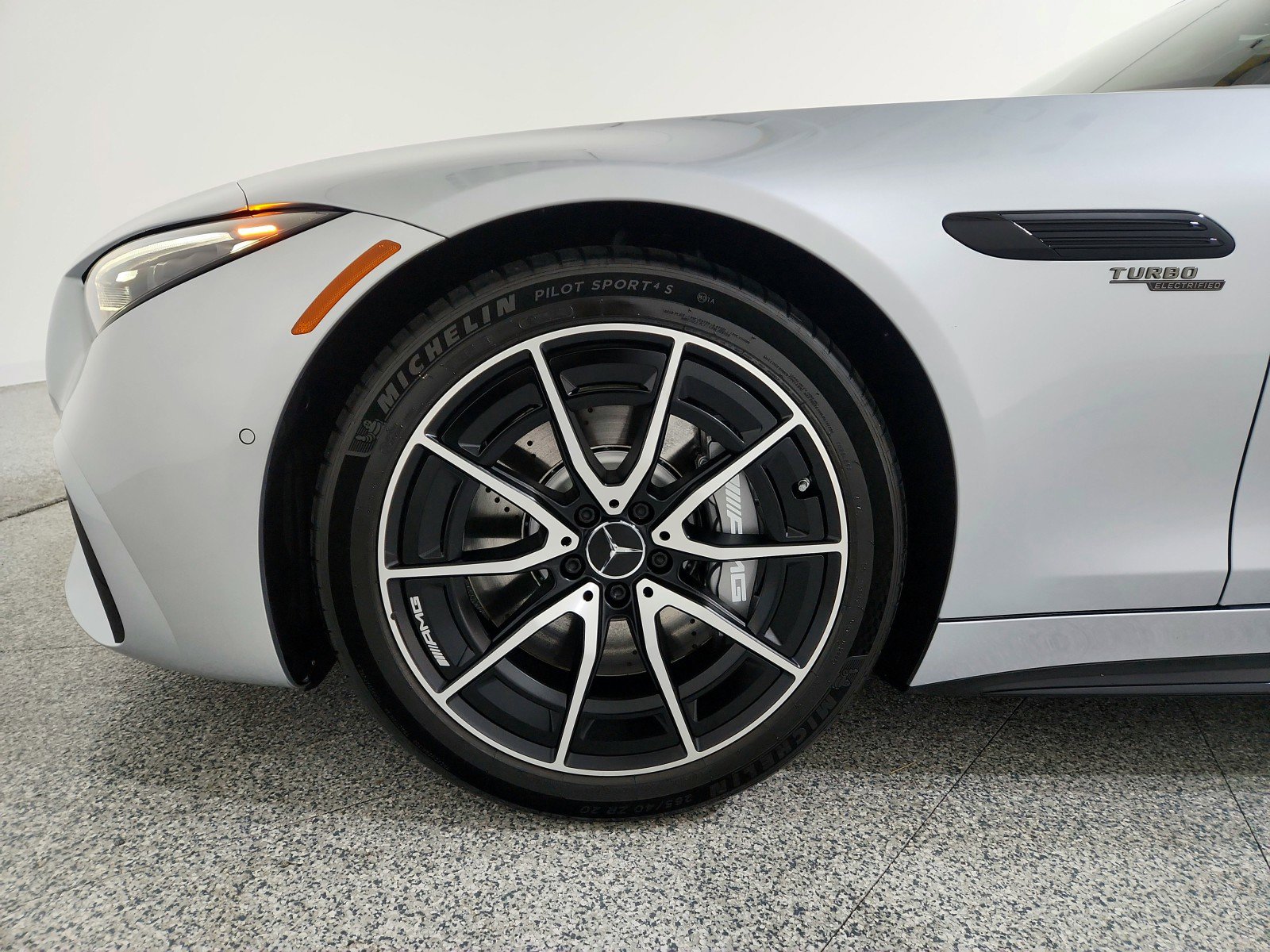 New 2026 Mercedes-Benz SL 43 AMG image 18