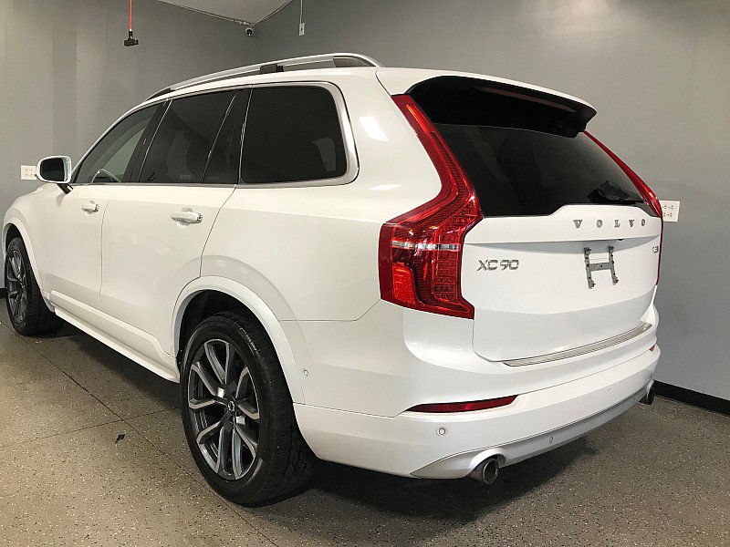 Used 2018 Volvo XC90 T5 Momentum w/ Convenience Package image 5