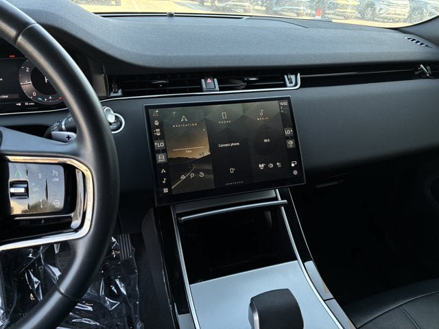 Used 2024 Land Rover Range Rover Evoque S AWD/4WD image 18