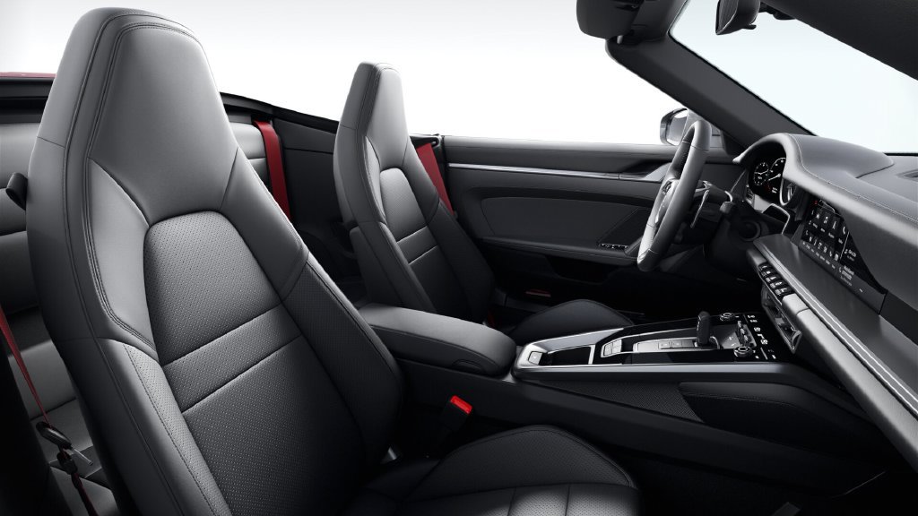 Certified 2020 Porsche 911 Carrera S RWD image 5