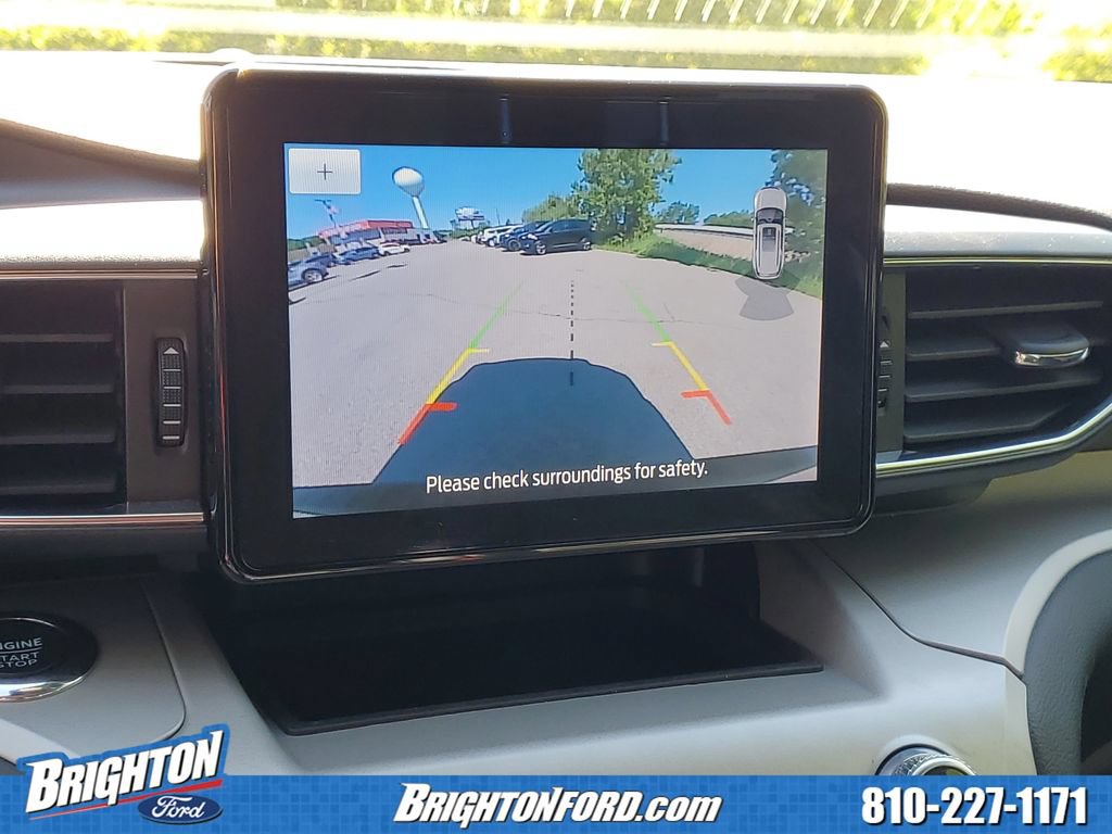 Used 2023 Ford Explorer XLT w/ Equipment Group 202A AWD/4WD image 24