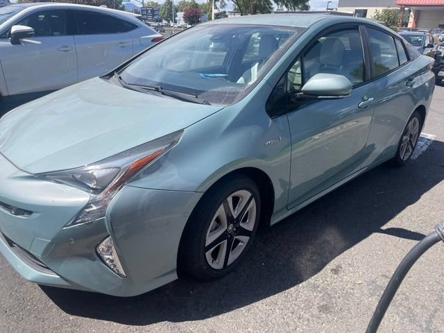 Used 2016 Toyota Prius Four Touring w/ Premium Convenience Package FWD image 15