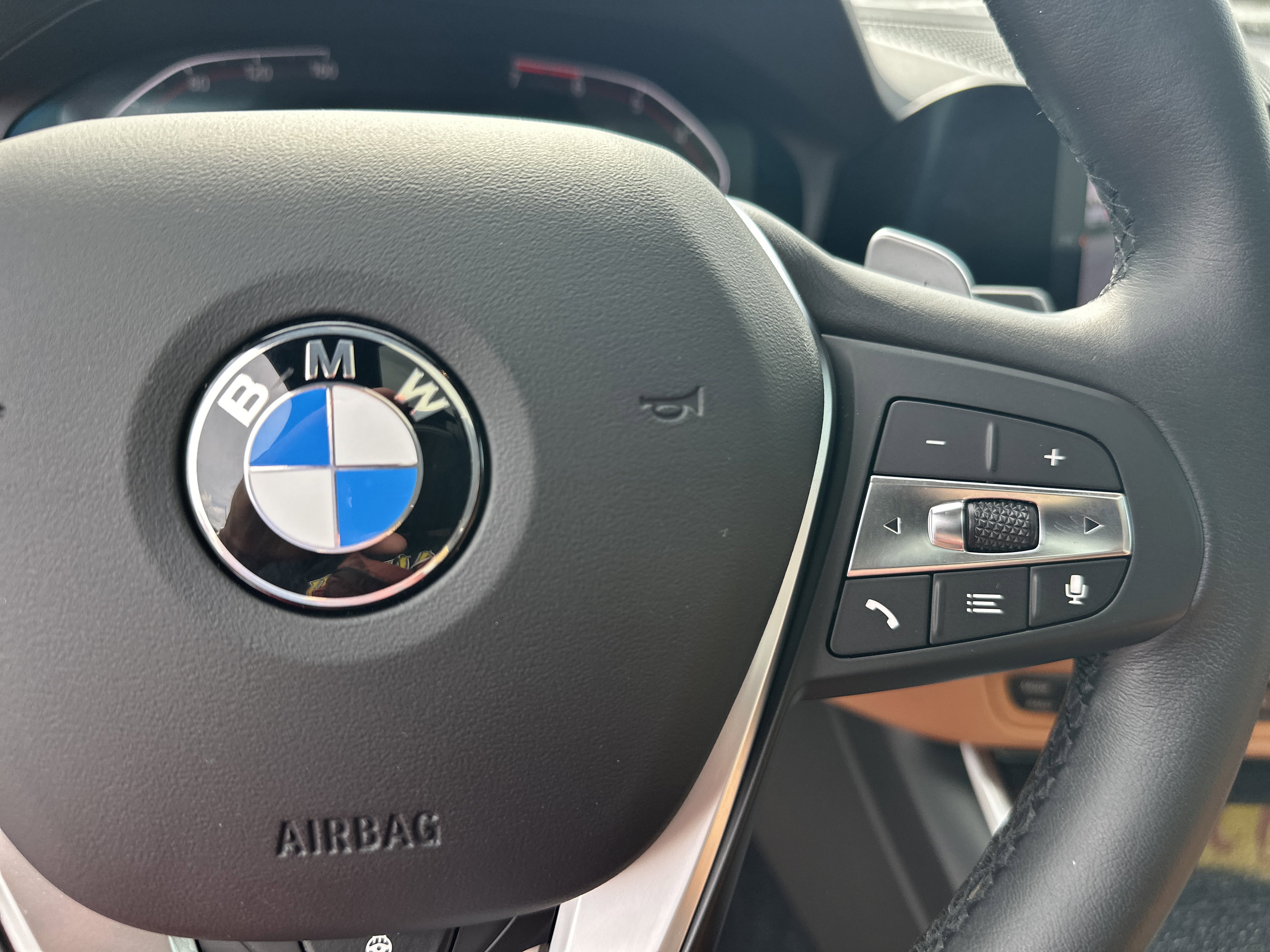 Used 2022 BMW 330i xDrive Sedan w/ Premium Package image 27