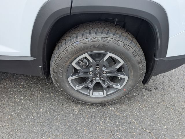 New 2026 Chevrolet Equinox ACTIV w/ Convenience Package III AWD/4WD image 22