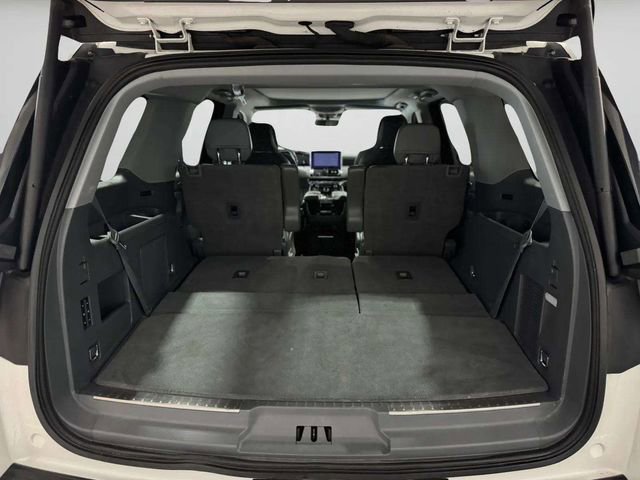 Used 2020 Lincoln Navigator Reserve w/ Luxury Package image 33