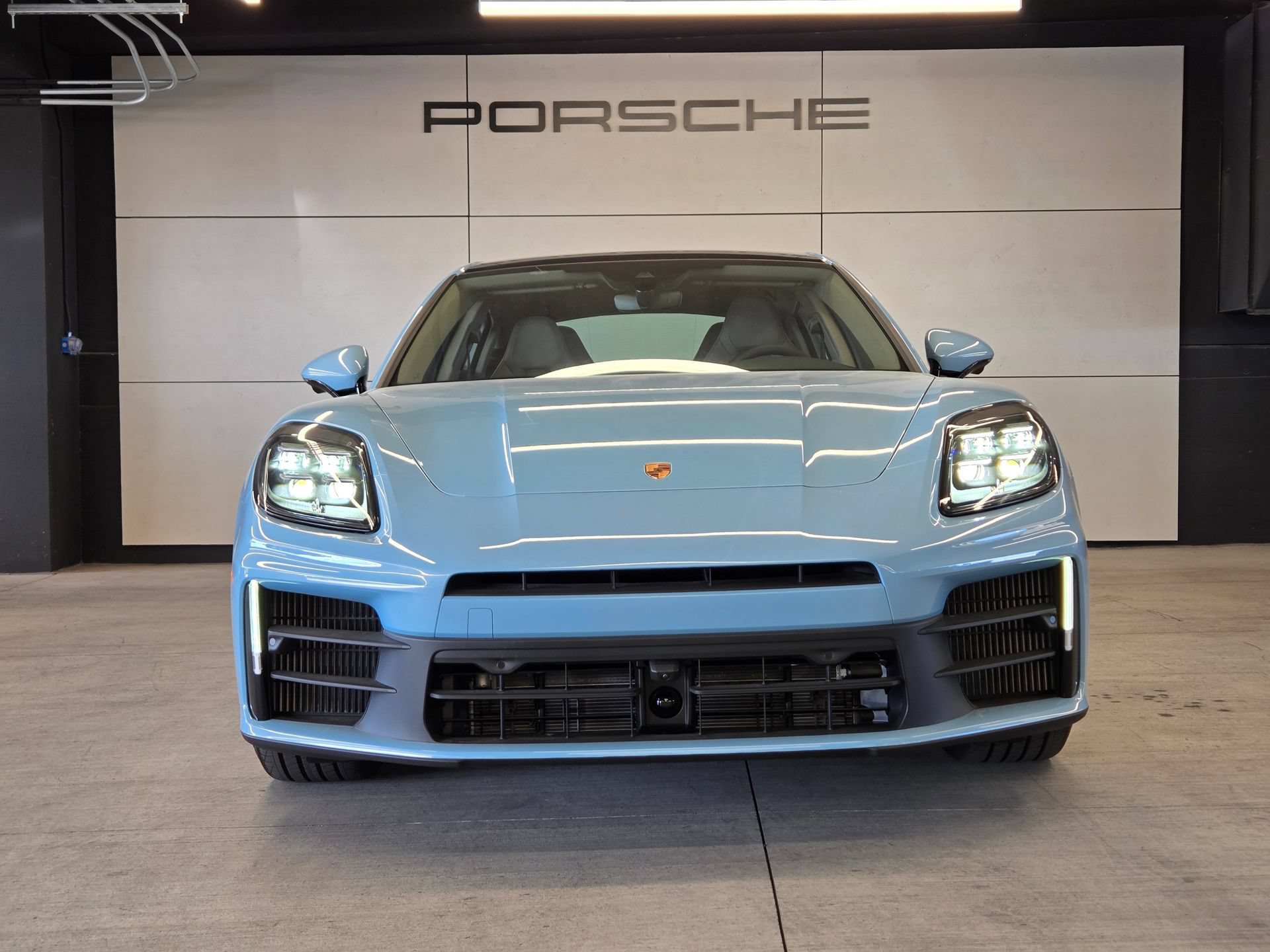 New 2026 Porsche Panamera RWD image 25
