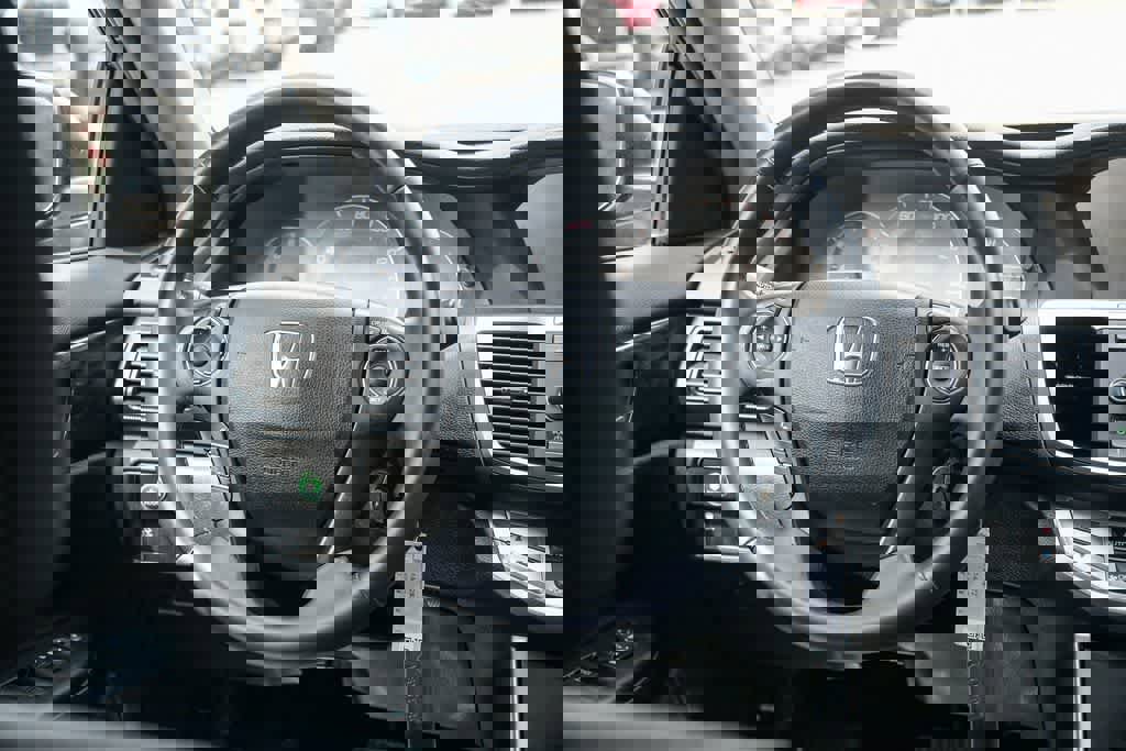 Used 2015 Honda Accord Sport image 12