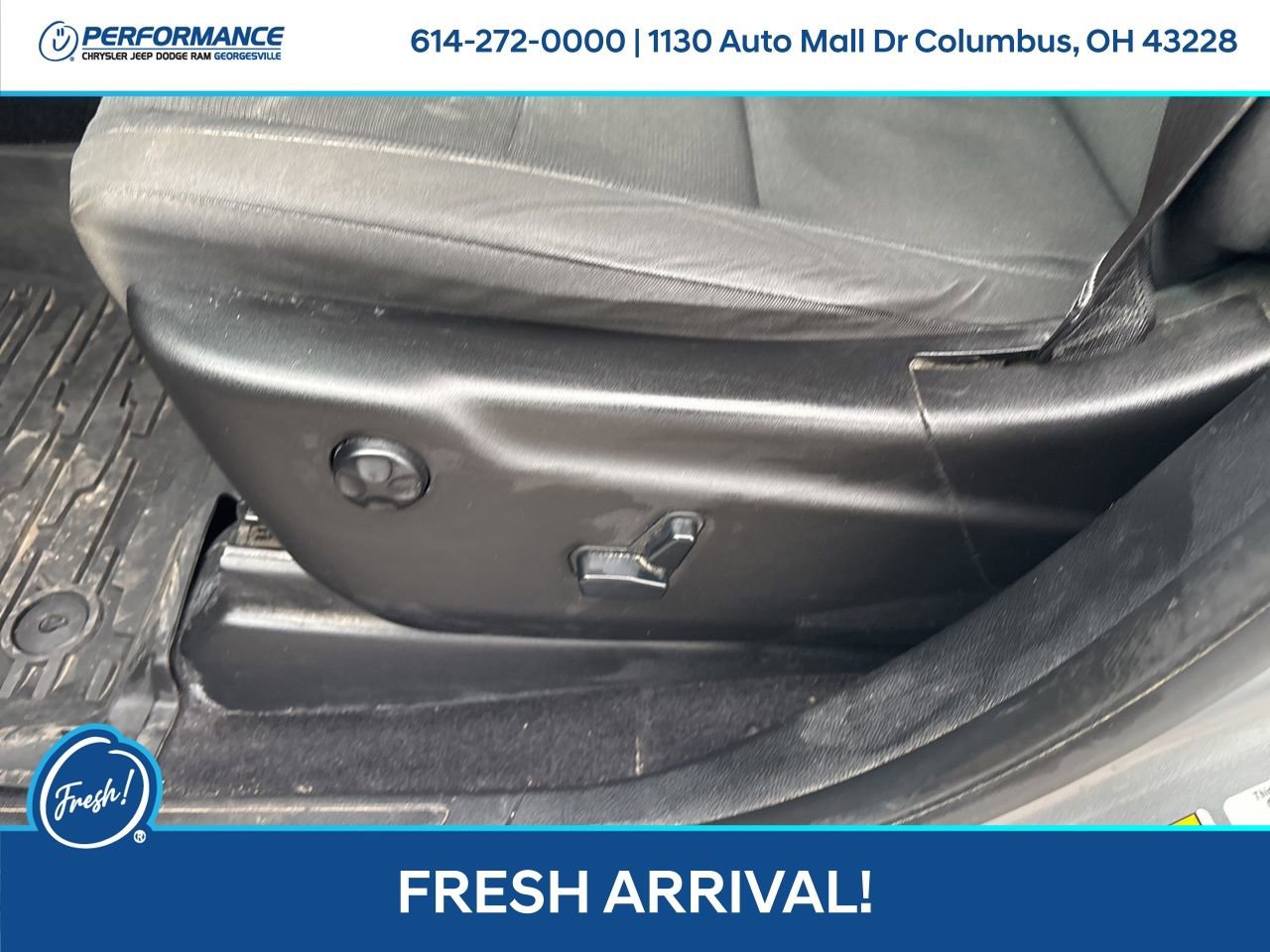 Used 2014 Jeep Grand Cherokee Laredo w/ 18" Wheel & 8.4" Radio Group image 18