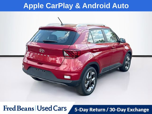 Used 2023 Hyundai Venue Limited image 8