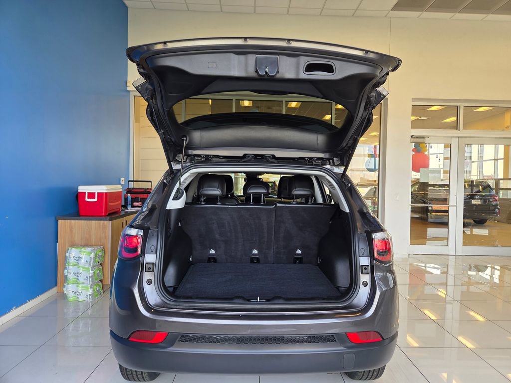 Used 2022 Jeep Compass Latitude w/ Convenience Group image 9